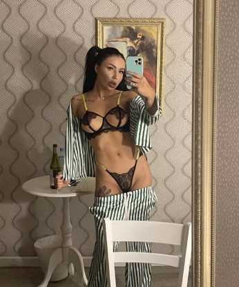 Анкета проститутки Валюша - Фото 1, Русский Юрмаш, 23 года, №2421